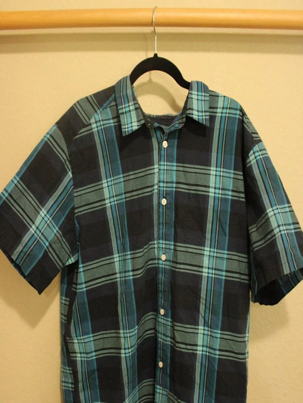M's Go To Shirt - Patagonia Worn Wear Black Blue XL Short Sleeve Button Up